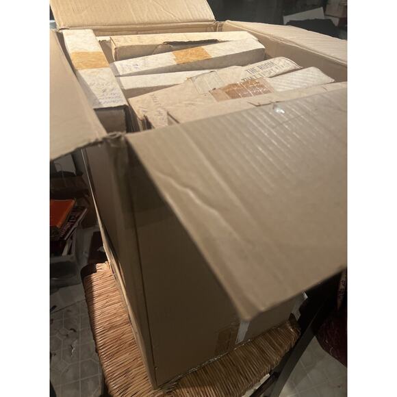 AWESOME LOT OF 18 VINTAGE NORMAN ROCKWELL PLATES KNOWLES — WITH BOXES + PAPERS! - Picture 2 of 13